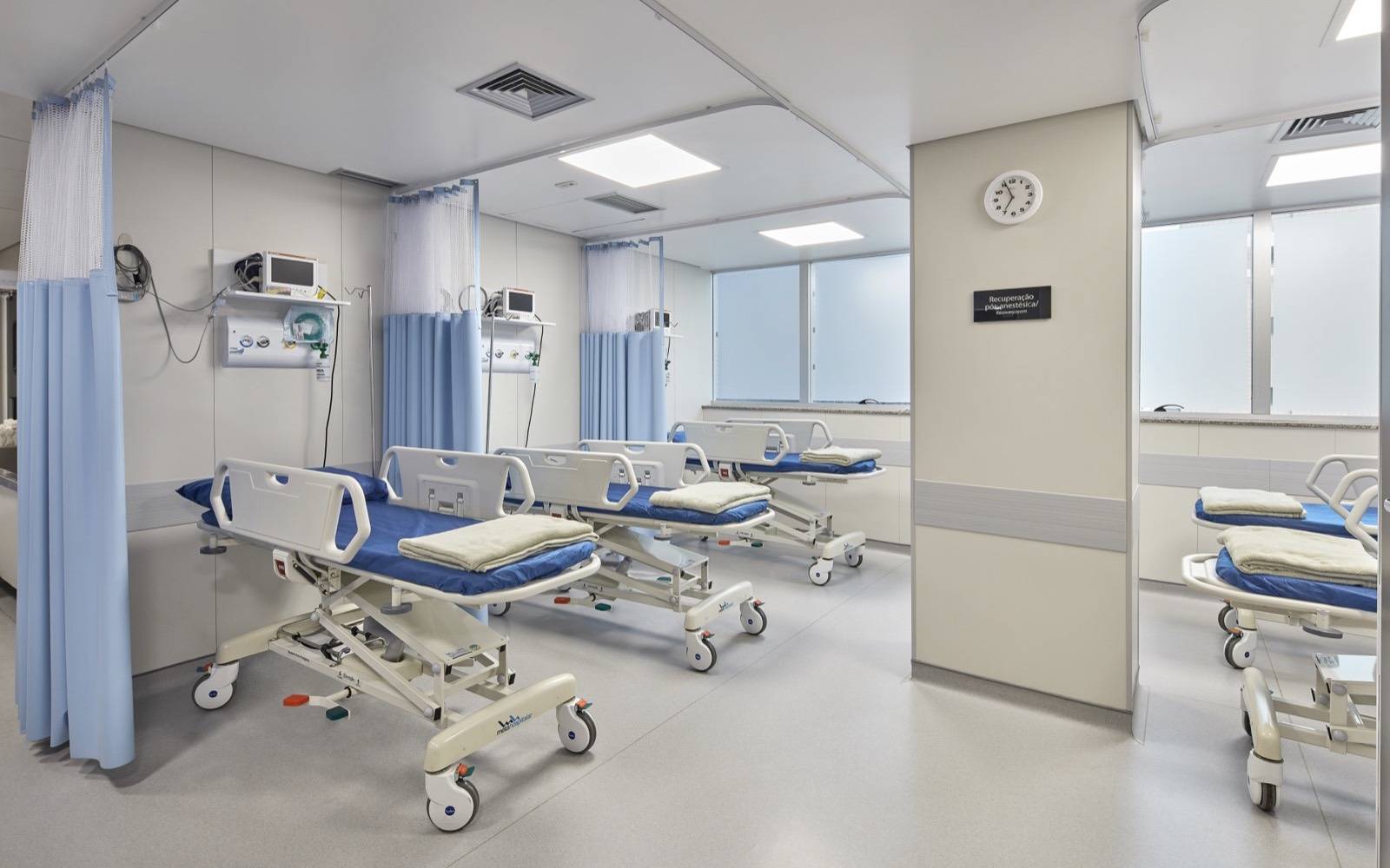 Sala de recuperação do Premier Hospital Dia